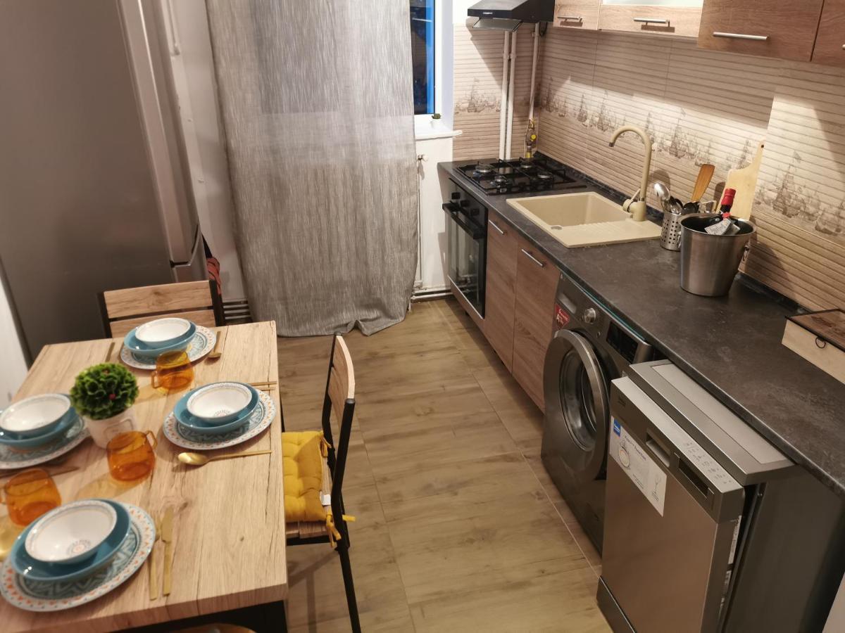 Апартаменты Apartament Downtown Клуж-Напока Экстерьер фото
